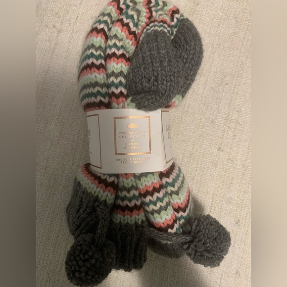 Indigo Reading Socks - Picture 2 of 2